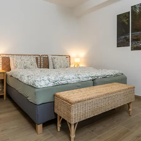Apartment & Maria With Free Parking *